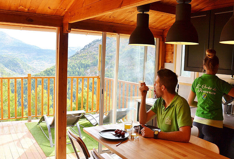 Table à manger Chalet confort Papillon